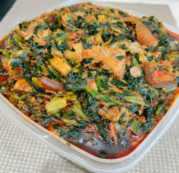 Efo riro (beef, shaki, ponmo)